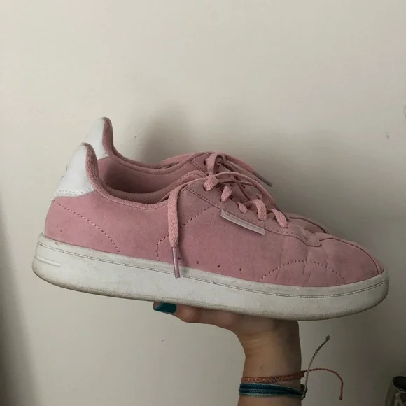 Pink Suede Champion Shoes - Picture 3 of 4